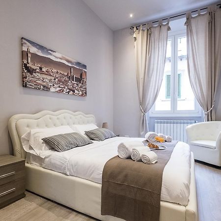 Silver Novella Luxury Apartment - Centro Storico Florence Ngoại thất bức ảnh